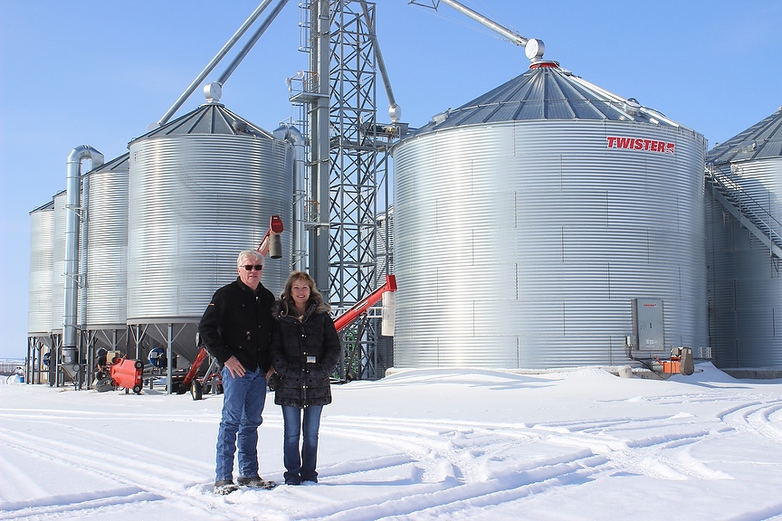 Drysdales receive county award Town & Country News