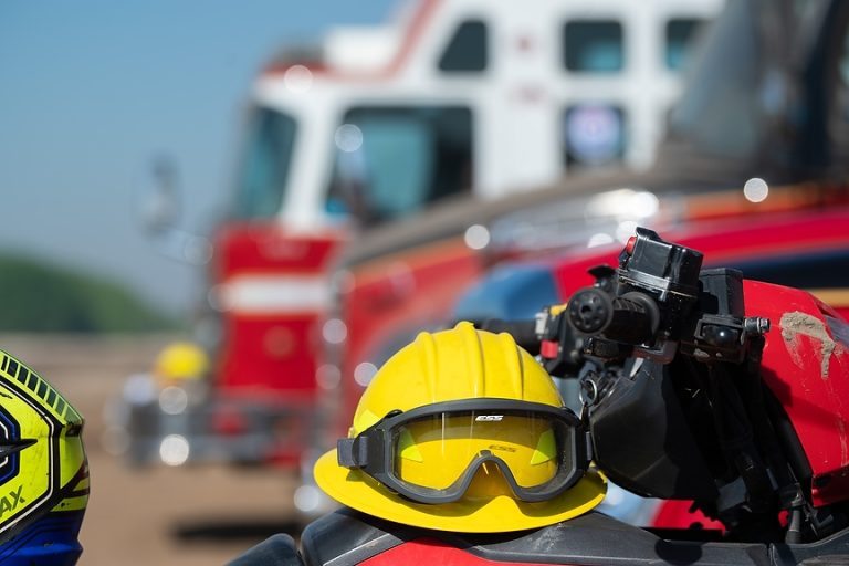 B c wildfire within a kilometre of county of grande prairie town